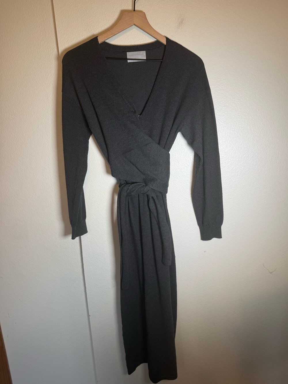 MODERN CITIZEN chic long sleeve knit midi length tie wrap dress M